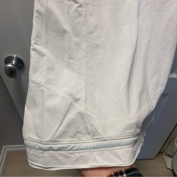 LULULEMON Grey and White Tank top with blue tie string bottom - Picture 5 of 8